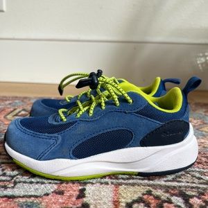Columbia Kids shoes size 12